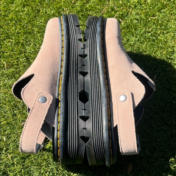 NWT Dr. Martens Zebzag Mules - Picture 6 of 13